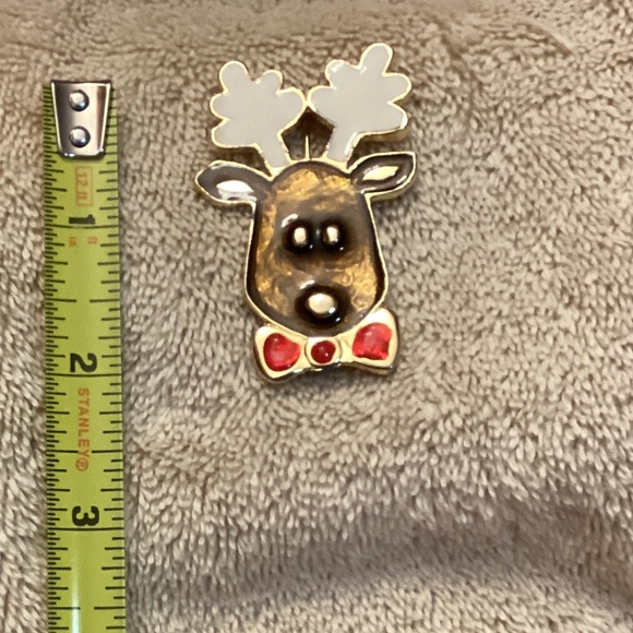 🦌 Vintage Christmas Reindeer Pin Brooch Santa Clause Winter 🦌 - Picture 4 of 5